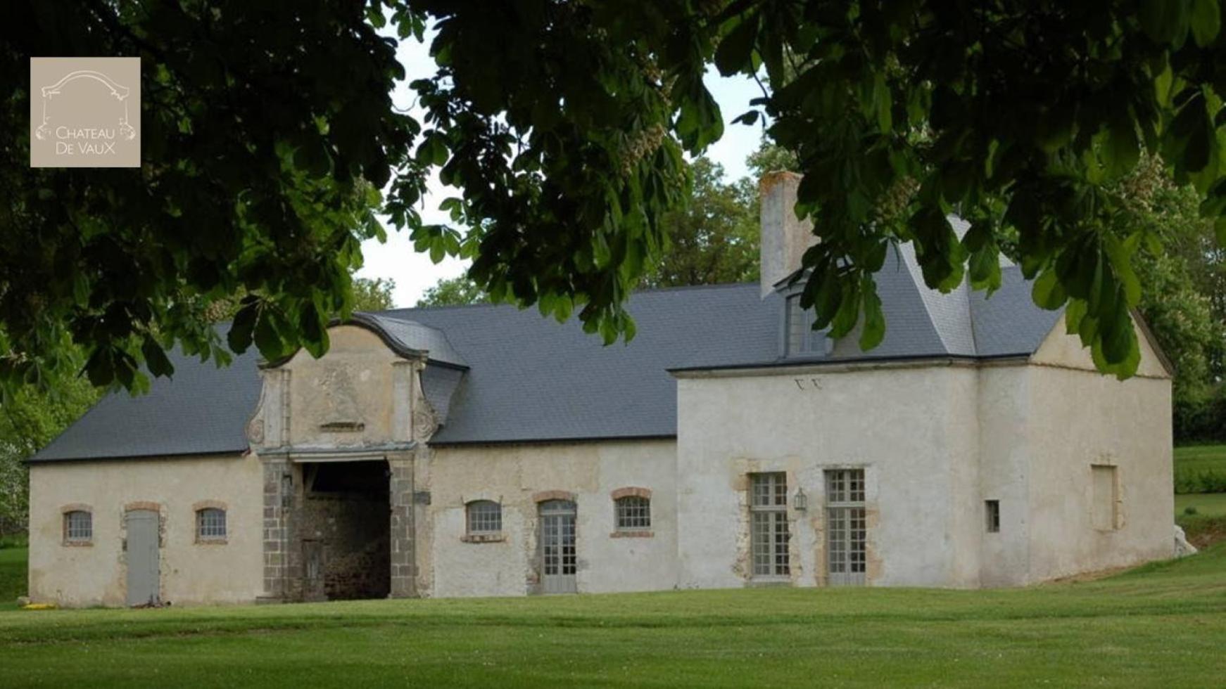 Villa Chateau de Vaux à Gesnes-le-Gandelin Extérieur photo